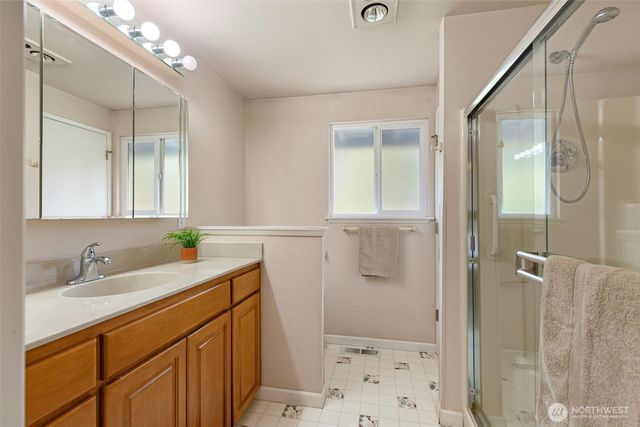 9271 Kristine Drive NW, Bremerton, WA 98311