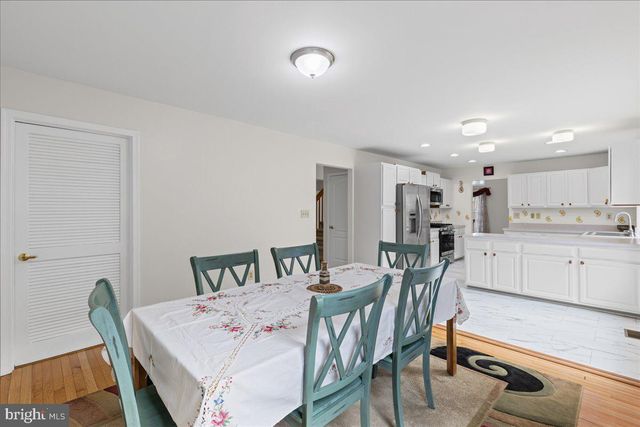 36 LAVENDER DR, Princeton, NJ 08540