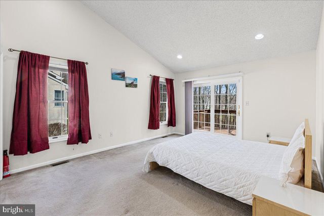 36 LAVENDER DR, Princeton, NJ 08540