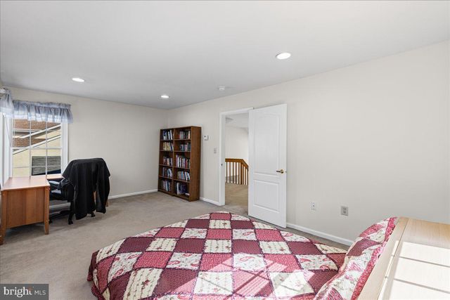 36 LAVENDER DR, Princeton, NJ 08540