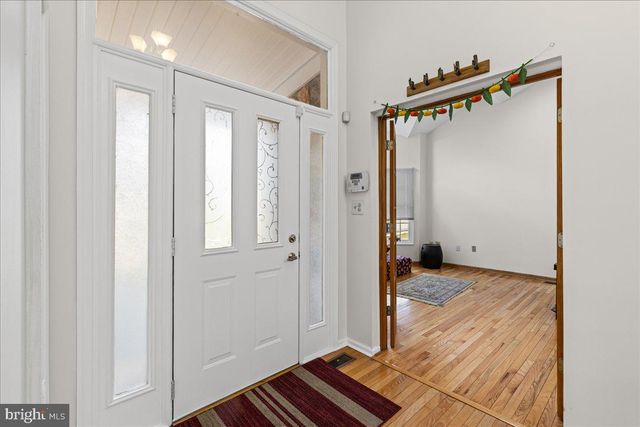 36 LAVENDER DR, Princeton, NJ 08540