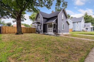 934/934.5 Vine Street, Beloit, WI 53511