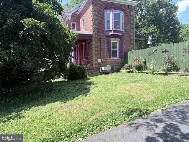 1630 SALFORD ST, Harleysville, PA 19438