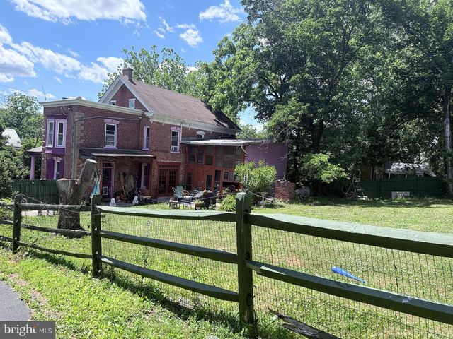 1630 SALFORD ST, Harleysville, PA 19438
