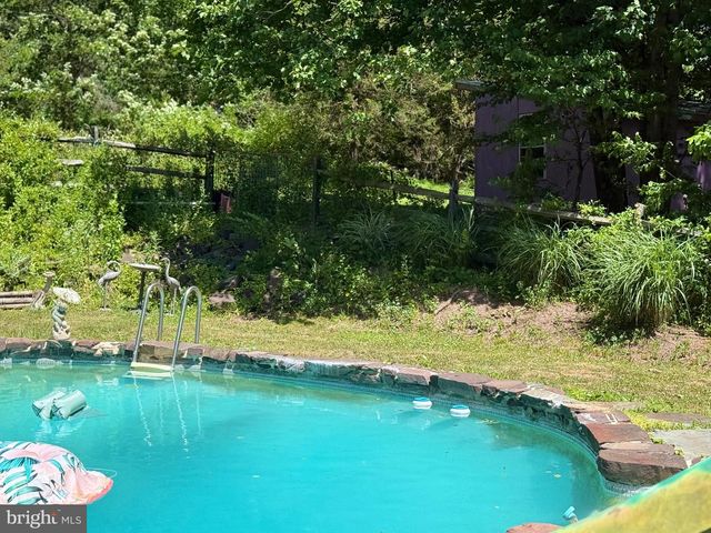1630 SALFORD ST, Harleysville, PA 19438