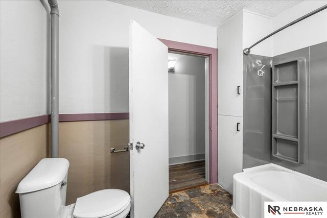 3917 Sumner Street, Lincoln, NE 68506