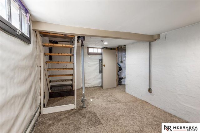 3917 Sumner Street, Lincoln, NE 68506