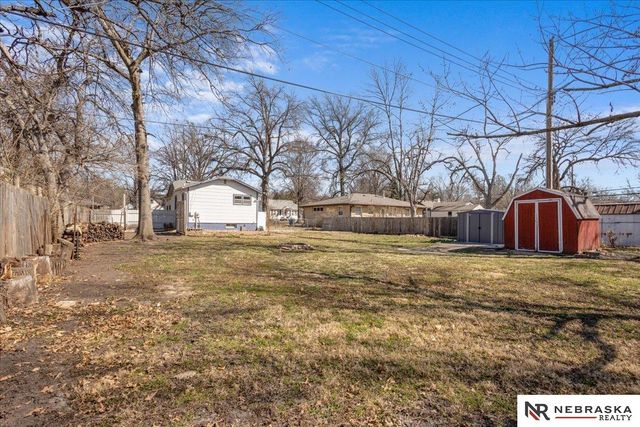 3917 Sumner Street, Lincoln, NE 68506