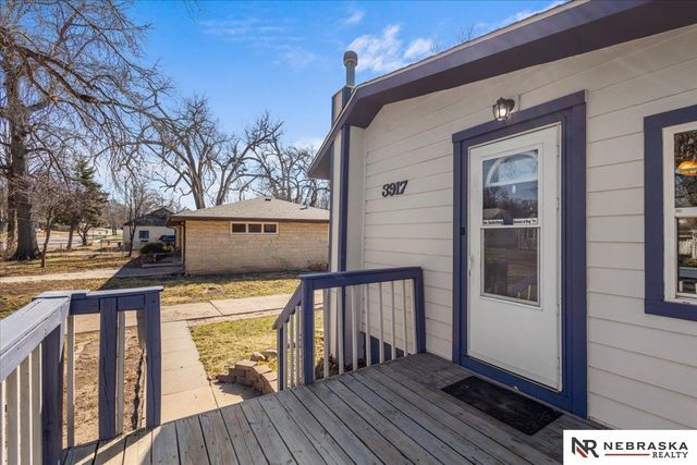 3917 Sumner Street, Lincoln, NE 68506