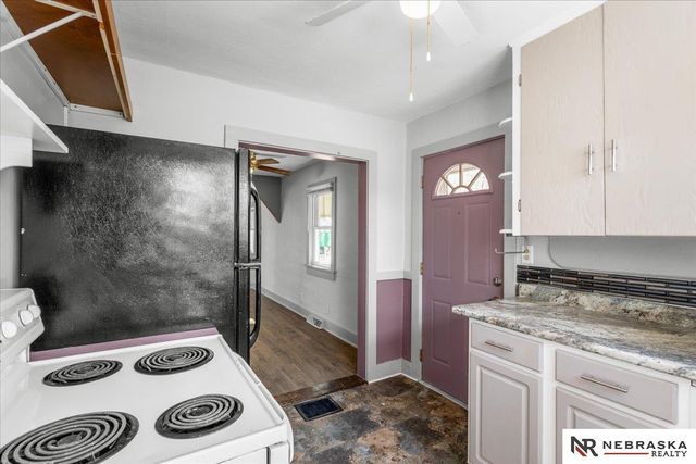 3917 Sumner Street, Lincoln, NE 68506