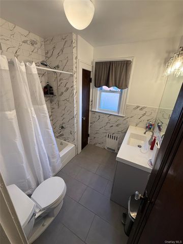 8802 79th Avenue, Glendale, NY 11385