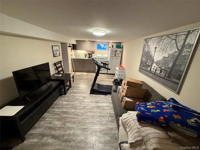 8802 79th Avenue, Glendale, NY 11385