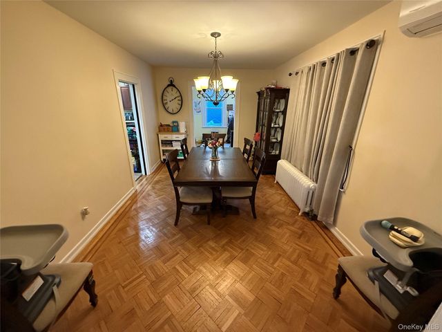 8802 79th Avenue, Glendale, NY 11385