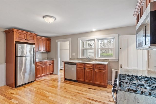 20 School St 2, Weymouth, MA 02189