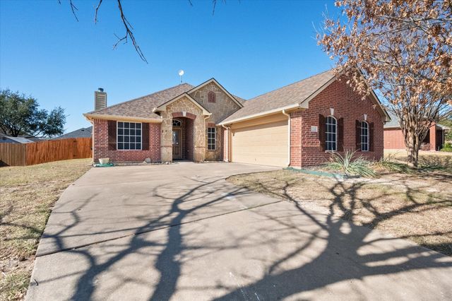 234 Lawson Farms Drive, Midlothian, TX 76065