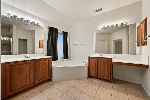 234 Lawson Farms Drive, Midlothian, TX 76065