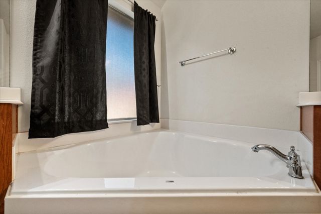 234 Lawson Farms Drive, Midlothian, TX 76065