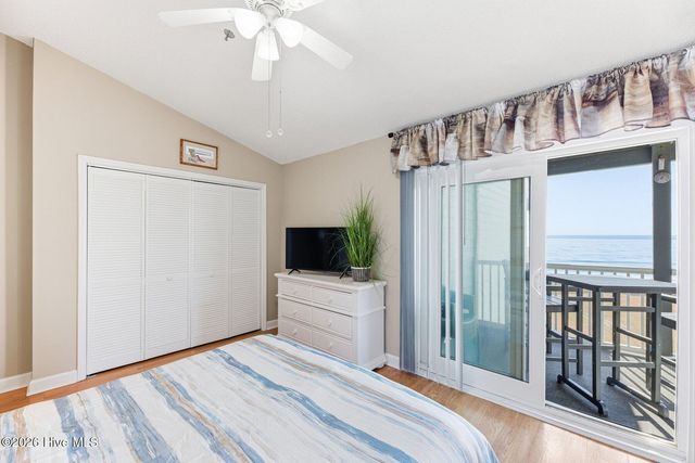 1896 New River Inlet Road 1402, N Topsail Beach, NC 28460