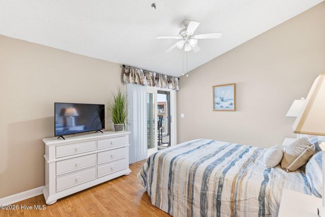 1896 New River Inlet Road 1402, N Topsail Beach, NC 28460