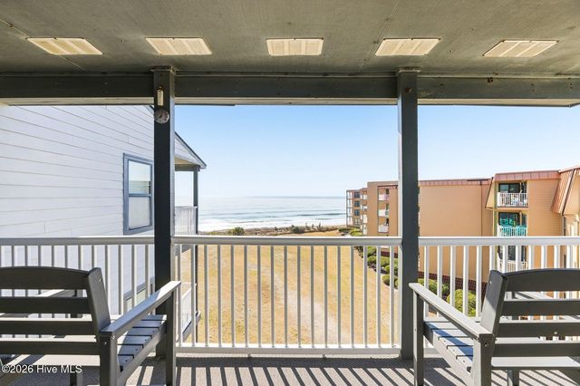 1896 New River Inlet Road 1402, N Topsail Beach, NC 28460