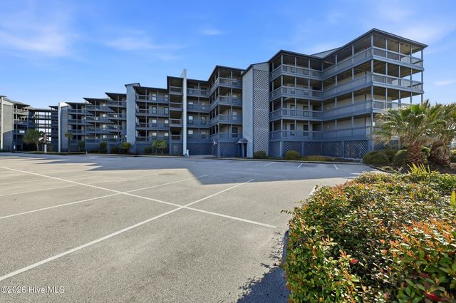 1896 New River Inlet Road 1402, N Topsail Beach, NC 28460