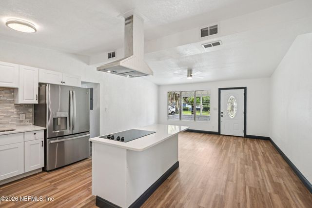 5347 KEYSTONE Drive N, Jacksonville, FL 32216