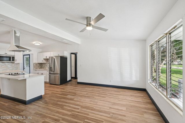 5347 KEYSTONE Drive N, Jacksonville, FL 32216