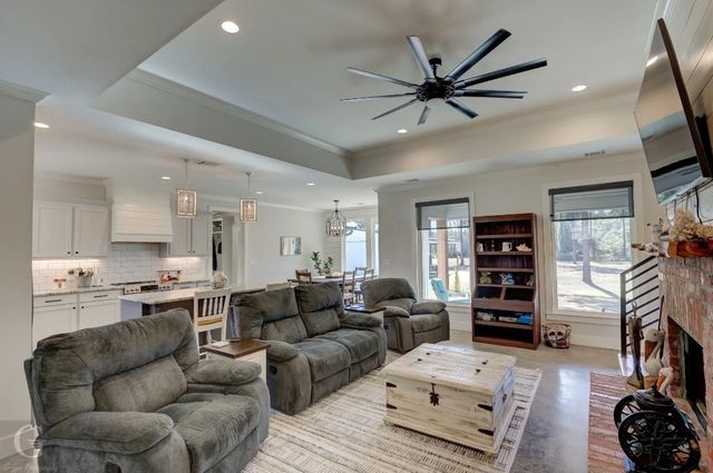 363 Bella Court Pvt Drive, Frierson, LA 71027