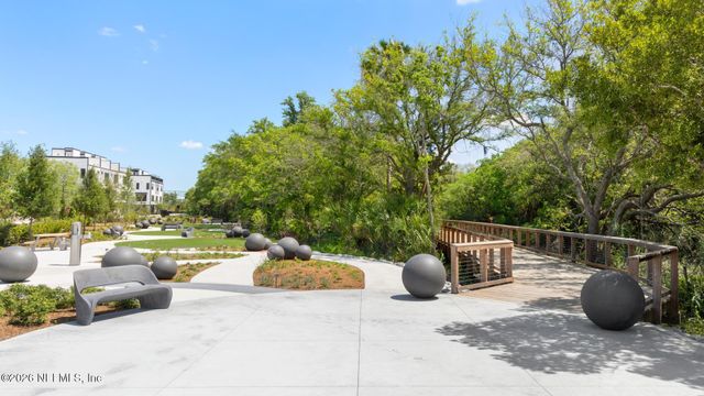 2016 PRUDENTIAL Drive, Jacksonville, FL 32207