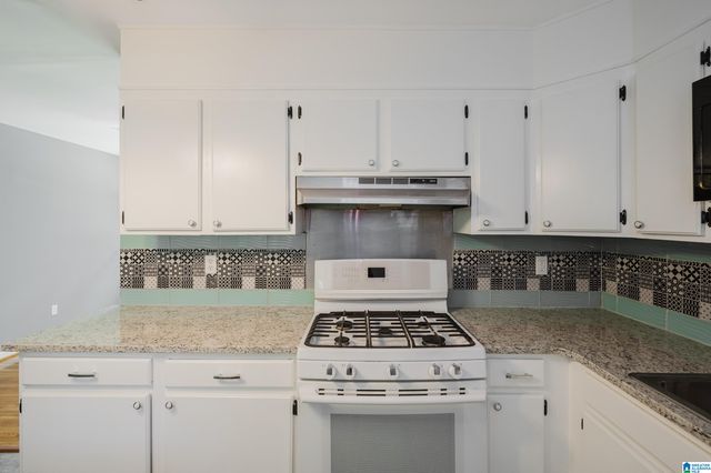 5145 NORTHUMBERLAND ROAD, Irondale, AL 35210