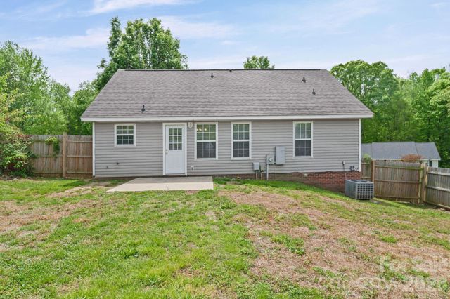 3716 Capps Hill Drive 19, Charlotte, NC 28216