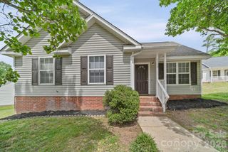3716 Capps Hill Drive 19, Charlotte, NC 28216