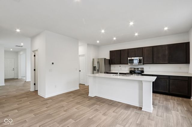 2032 Black Oak Drive, Shelbyville, IN 46176