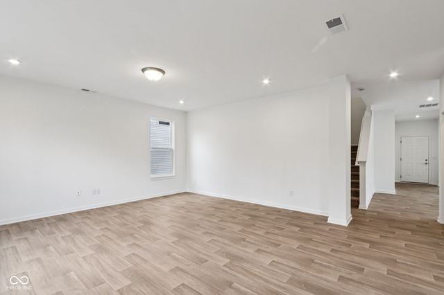 2032 Black Oak Drive, Shelbyville, IN 46176