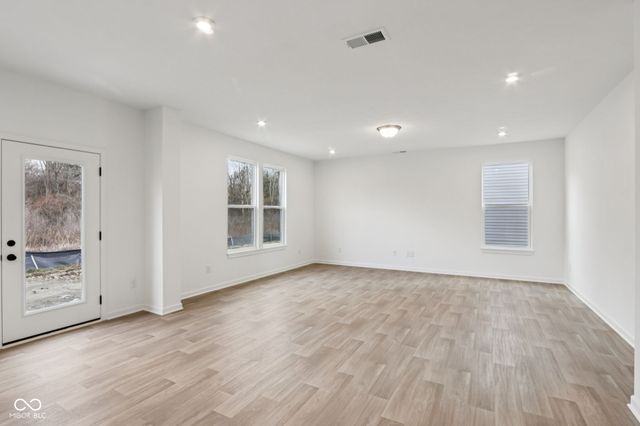 2032 Black Oak Drive, Shelbyville, IN 46176