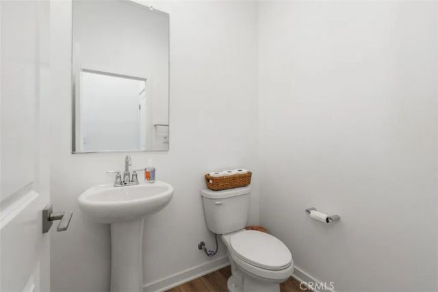 4247 Horvath 108, Corona, CA 92883