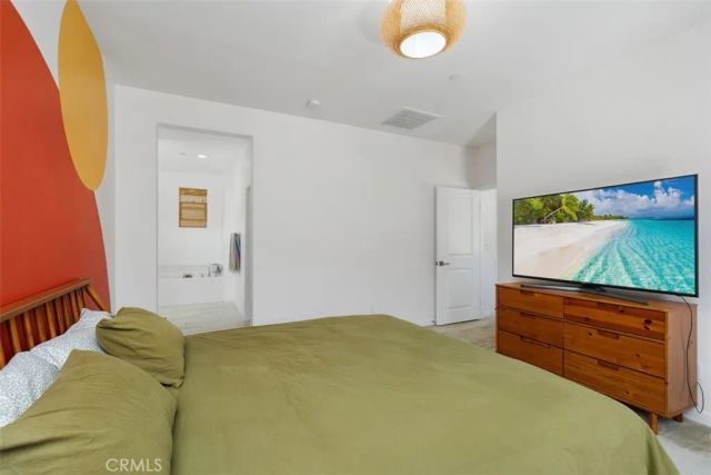 4247 Horvath 108, Corona, CA 92883