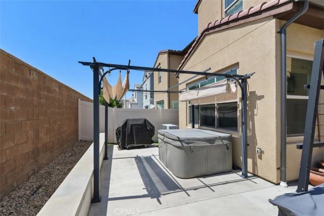 4247 Horvath 108, Corona, CA 92883