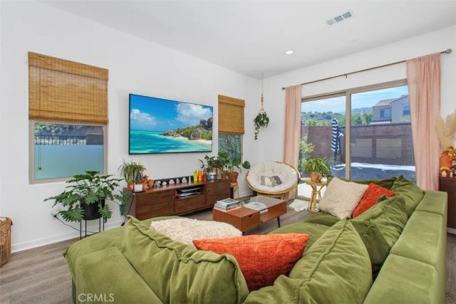 4247 Horvath 108, Corona, CA 92883