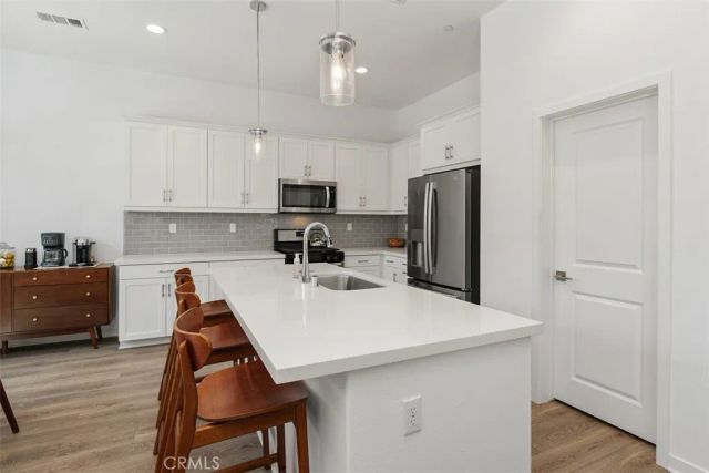 4247 Horvath 108, Corona, CA 92883