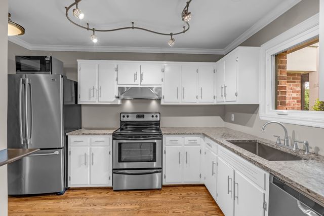 940 Gale Ln Apt 146, Nashville, TN 37204