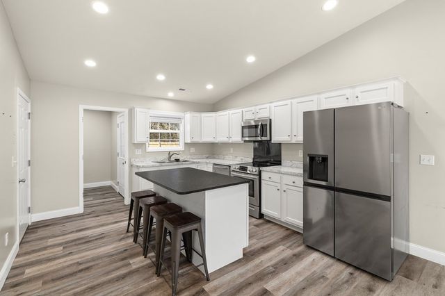 761 Fairfax Ave, Mansfield, OH 44906