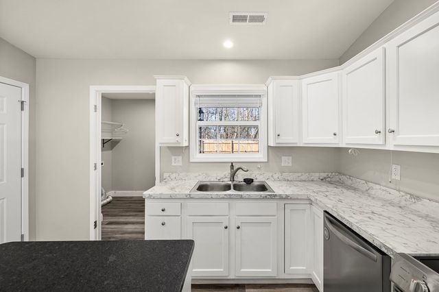 761 Fairfax Ave, Mansfield, OH 44906