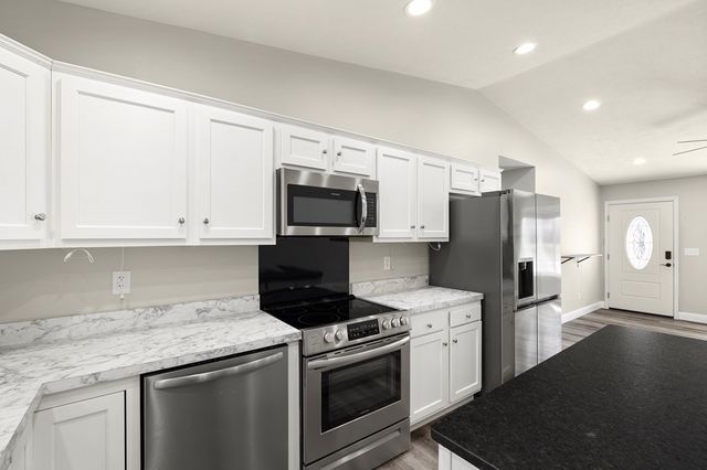 761 Fairfax Ave, Mansfield, OH 44906