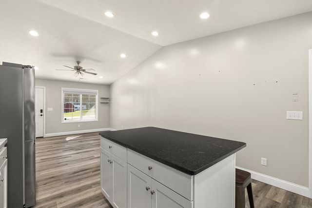 761 Fairfax Ave, Mansfield, OH 44906