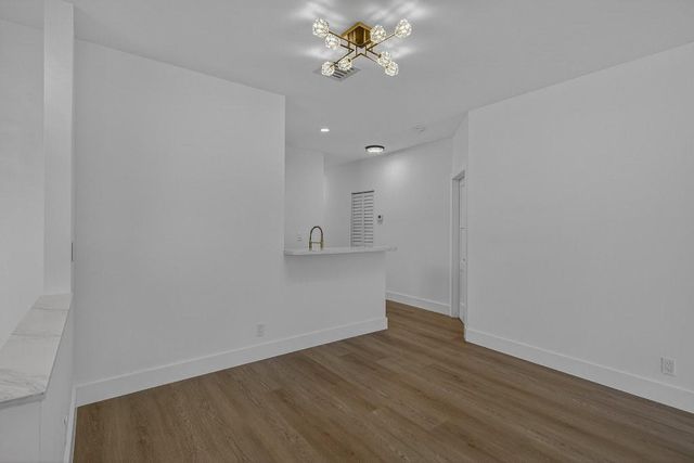 4243 SW 10th Court, Deerfield Beach, FL 33442