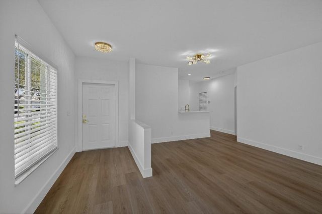 4243 SW 10th Court, Deerfield Beach, FL 33442