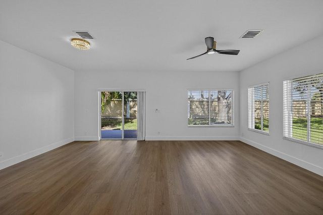 4243 SW 10th Court, Deerfield Beach, FL 33442