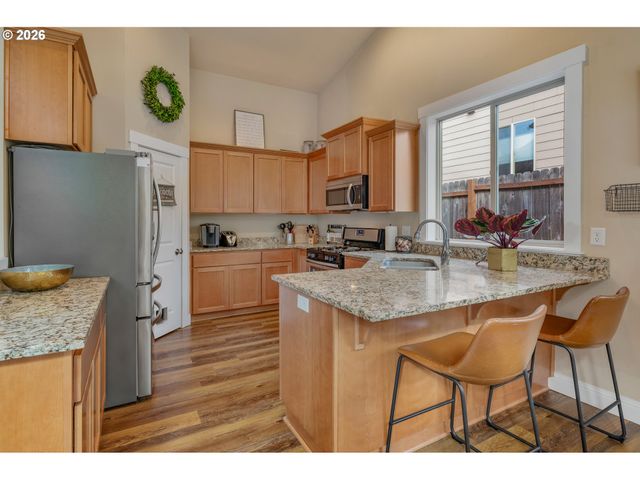 60240 WAPITI Dr, St Helens, OR 97051
