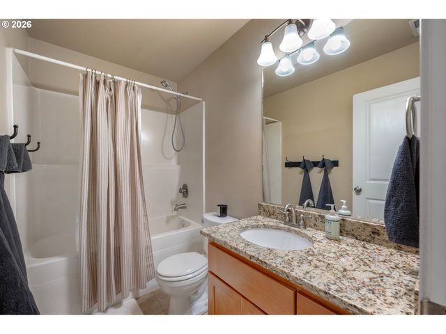 60240 WAPITI Dr, St Helens, OR 97051